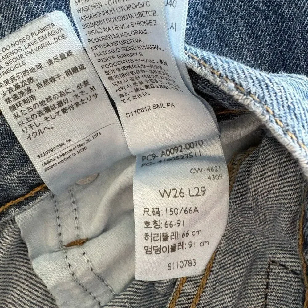 Levi’s High Waisted Straight Jeans Size 26 - Picture 2 of 8